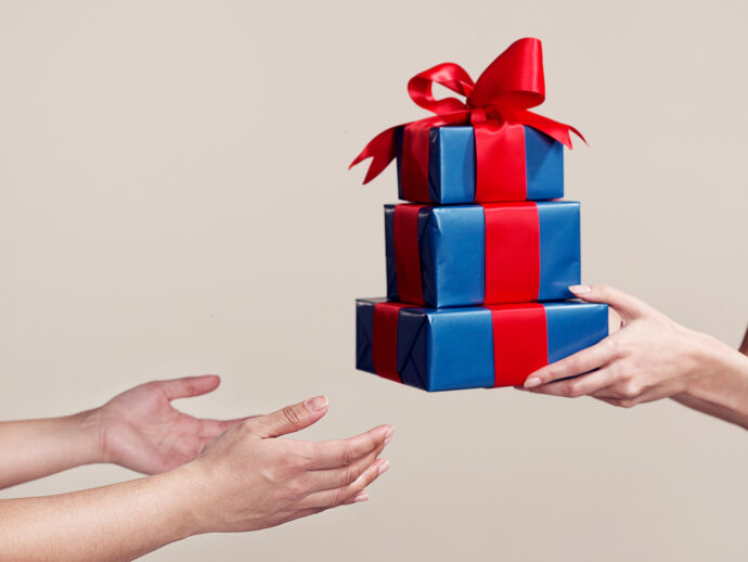 5 Traditional Gifting Ideas That Are Still A Big Hit In 2022