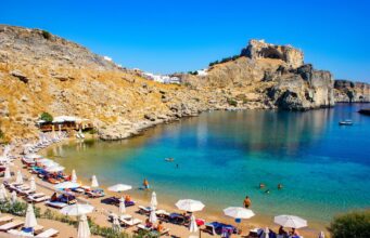 Unviele Rhodes : From History to Beach Hotels & Budget Friendly Rooms